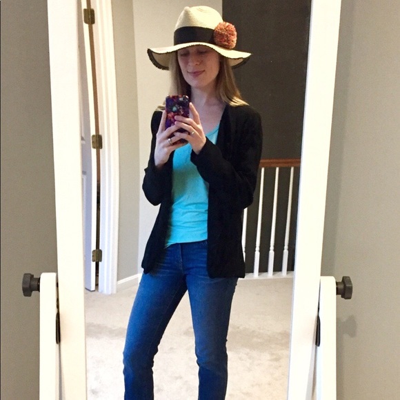 **SOLD** Olive & Oak Relaxed Blazer - Black - Picture 2 of 7